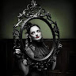 Meet your Posher, Melisa